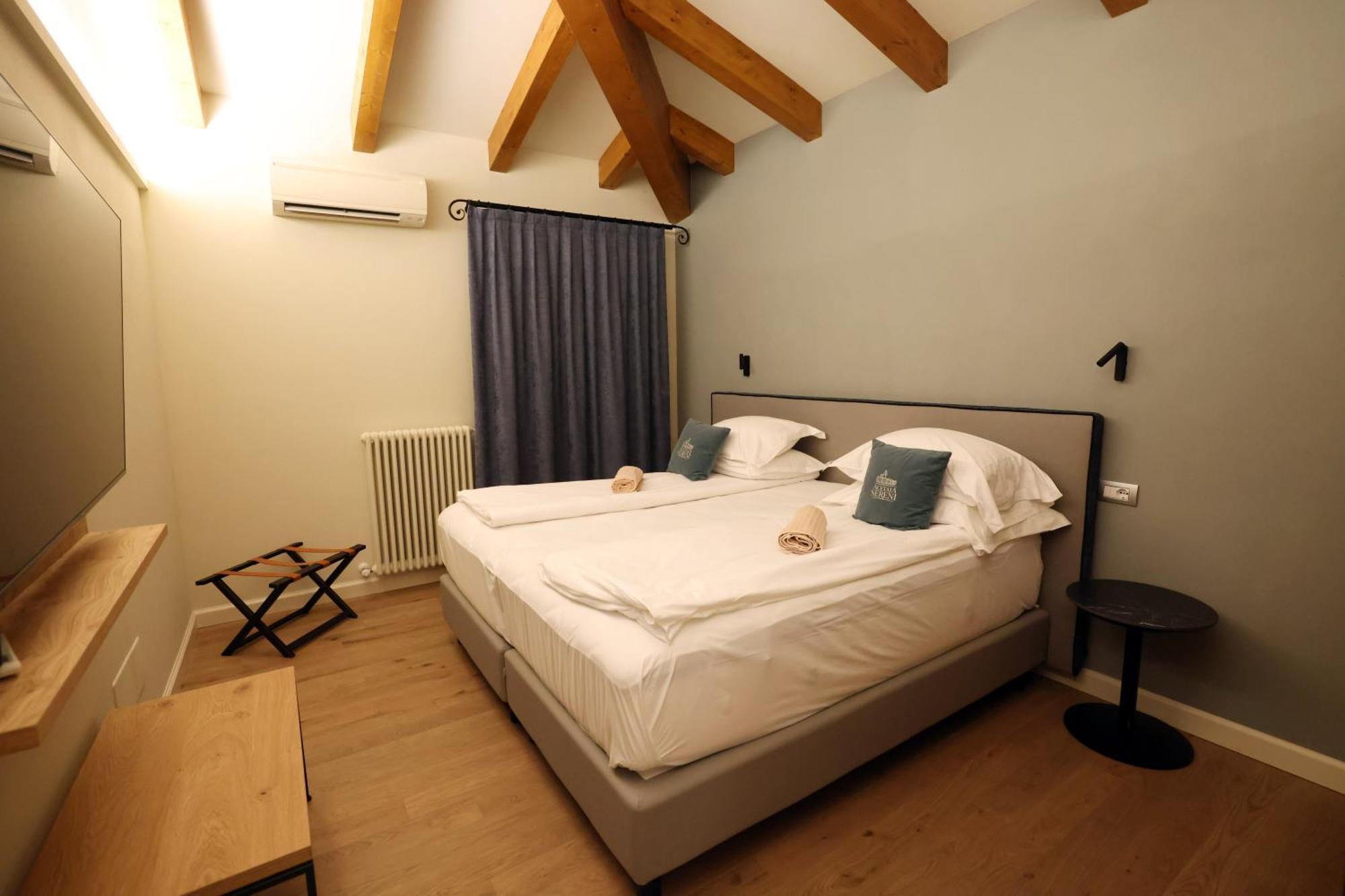 Agriturismo Acetaia Sereni Marano sul Panaro Bagian luar foto